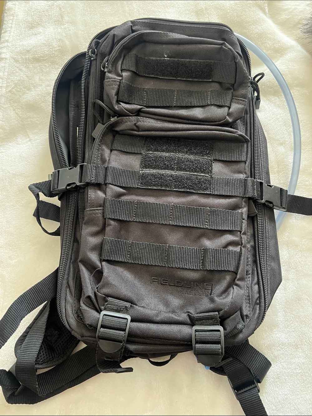 Black Tactical Hydration Backpack - Men 18' x 12' includes Water pouch
